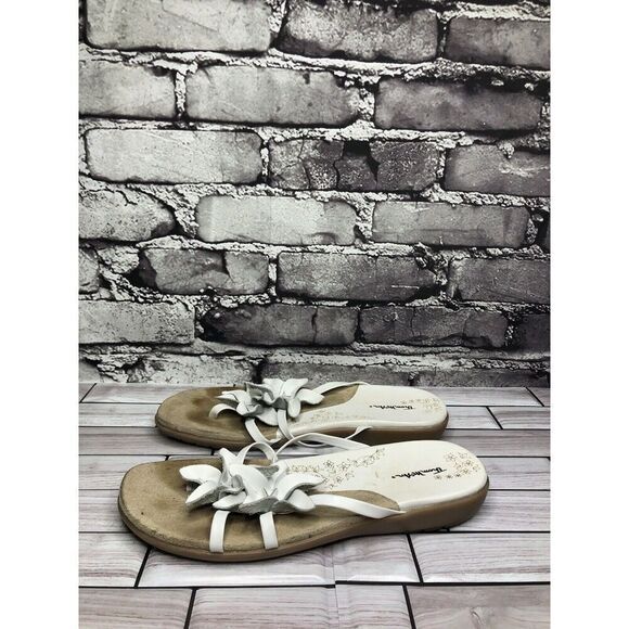 Thom McAn White Leather Floral Flip Flop Wedge Sandals Women’s Sz 6M US/36.5EU - Picture 11 of 14